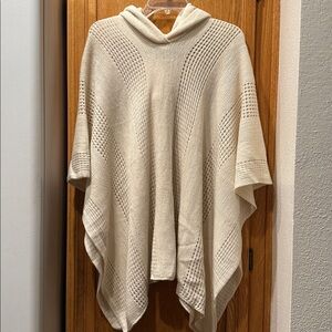 David and Young Super Soft Ivory Cream Hooded Open Knit Sweater Cape Poncho OS